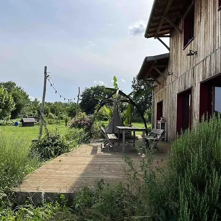Prázdninový dům Maison Piscine Naturelle *
